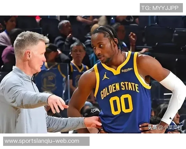 巴特勒赞库明加训练刻苦心态积极展现成长潜力 巴特勒赞库明加训练刻苦心态积极展现成长潜力