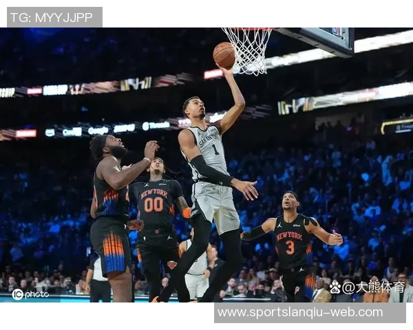 马刺在NBA杯中表现出色以C组第一身份晋级淘汰赛奖金53万到手 马刺在NBA杯中表现出色以C组第一身份晋级淘汰赛奖金53万到手